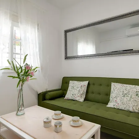 Apartment Mayo 2
