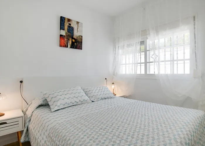 Mayo 2 * 科尼尔-德拉弗龙特拉